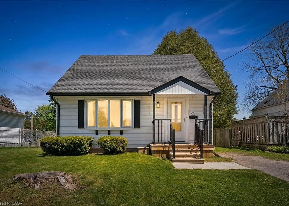 1st image of 22 Churchill Cres E