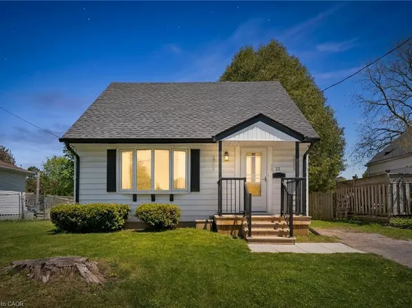 22 Churchill Cres E, Centre Wellington, ON N1M 2J3