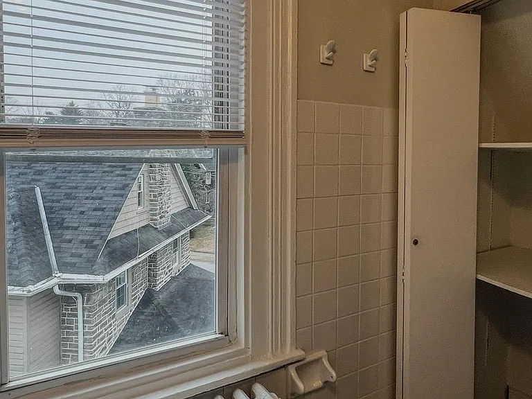 7919 Park Ave #3 — Photo 9