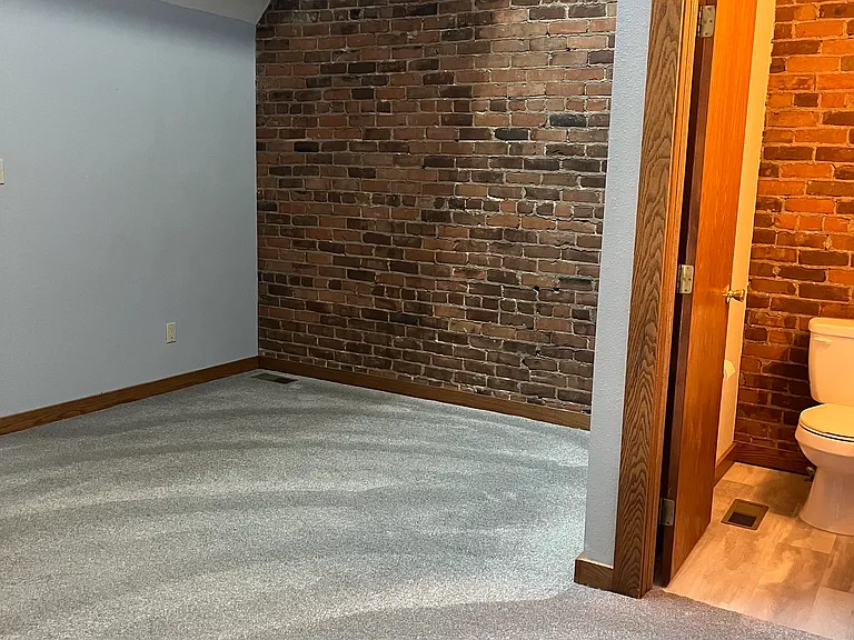 132 W B St #3J — Photo 11
