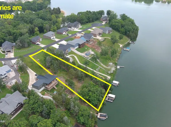 16 Beach Cove Ct, Brandenburg, KY 40108