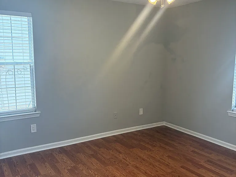 304 Everdale Rd — Photo 11