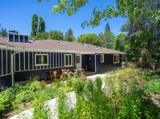 205 Glorietta Blvd, Orinda, CA