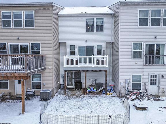 4th image of 202 Summerfield Dr