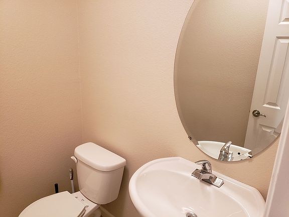 5th image of 673 Mission De Oro Dr