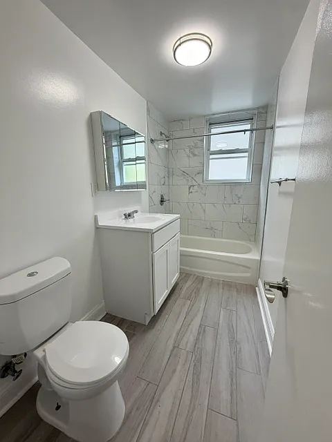 2 bed, $1,925 — Photo 4