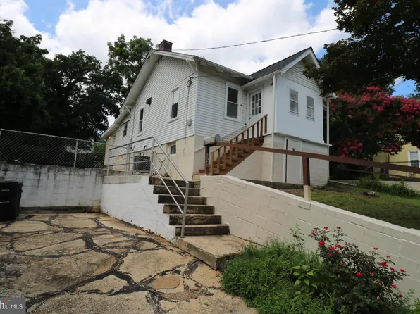 3720 Wells Ave, Mount Rainier, MD 20712