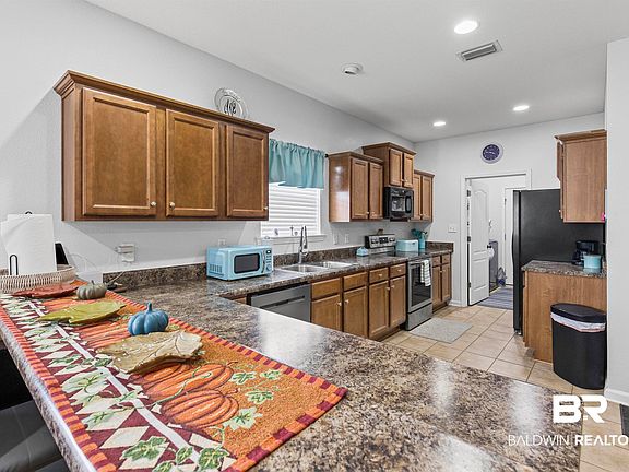 5th image of 4107 Nottingham Dr