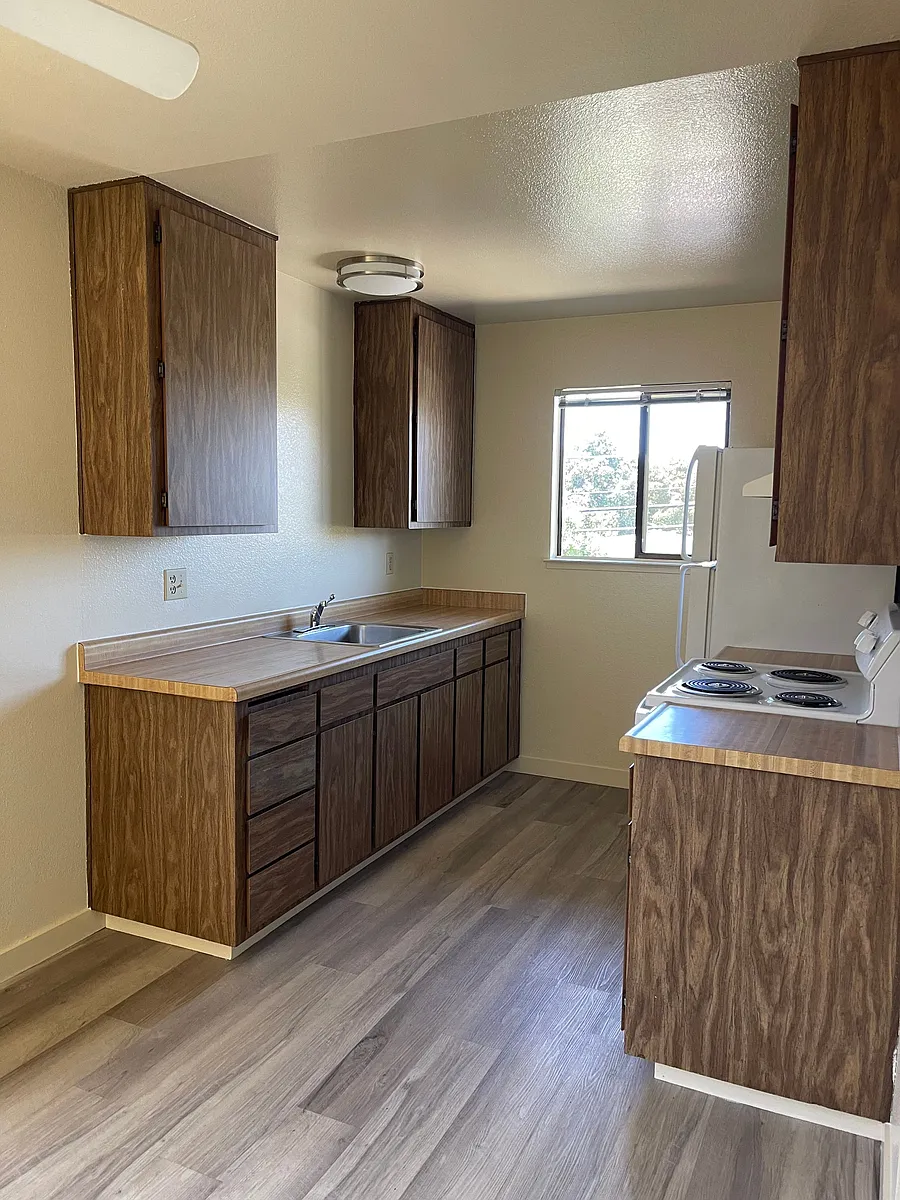 Building Photo - 314 Willow Ave #1