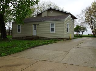 918 S West St, Earlville, IL 60518