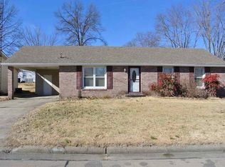 104 Blake St, Perryville, MO 63775