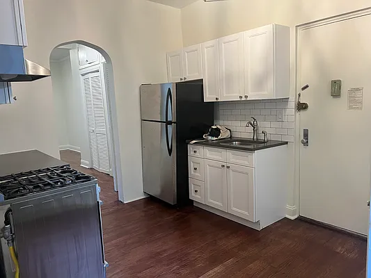 Rented by Wyllie Real Estate | media 18