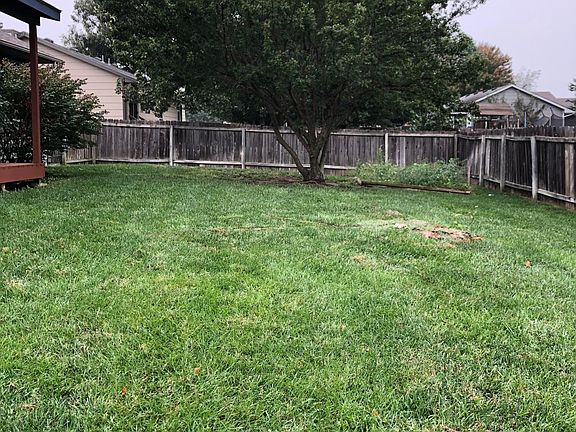 4th image of 10106 W Prairie Woods St