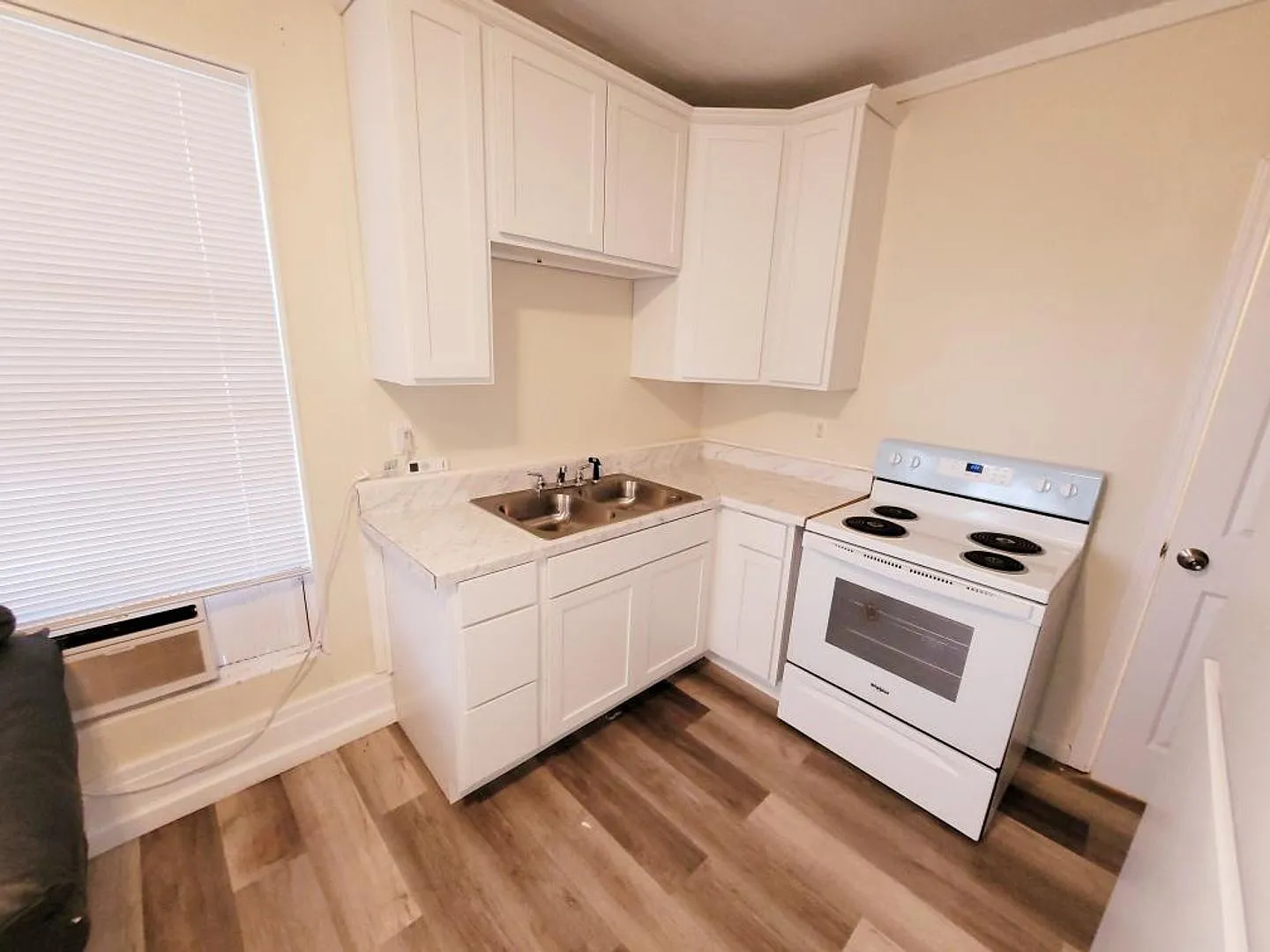 315 Paridiso Place — Photo 2