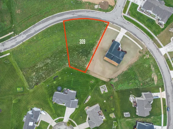 309 Katie Dr #61, Grand Rapids, MI 49534