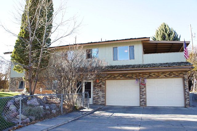 1st image of 690 Stimson Ave