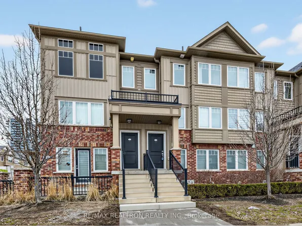 2500 Hill Rise Ct Unit 35, Oshawa, ON L1L 0J5