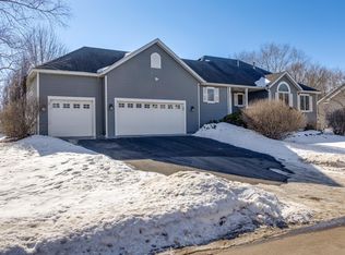2484 Briar Oakes Blvd, Monticello, MN 55362