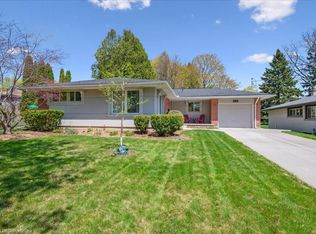 136 Warren Rd, Kitchener, ON N2M4T7