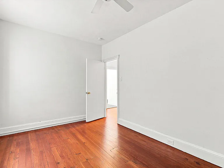 223 Wendover St — Photo 16
