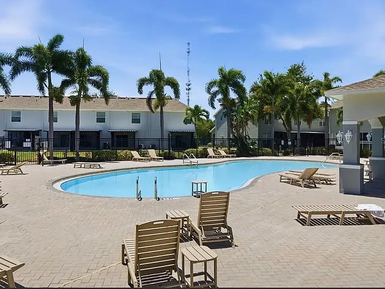 Community pool