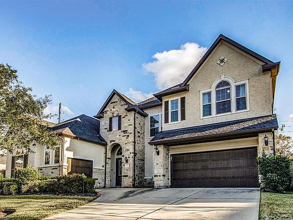 2nd image of 75 Marino Dr