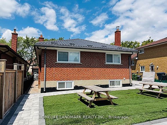 3rd image of 204 Derrydown Rd