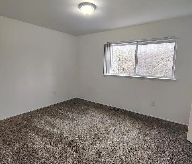 510 Villa Dr — Photo 6
