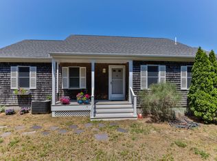 5 Starbuck Rd, Truro, MA 02666