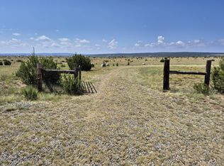 21 Los Coyotes, Edgewood, NM 87015