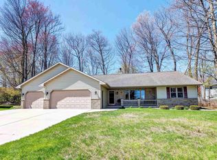 2131 Sugar Maple Ct, Green Bay, WI 54304