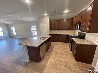 1st image of 14392 Bellflower Ln