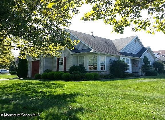2nd image of 2462 Crisfield St