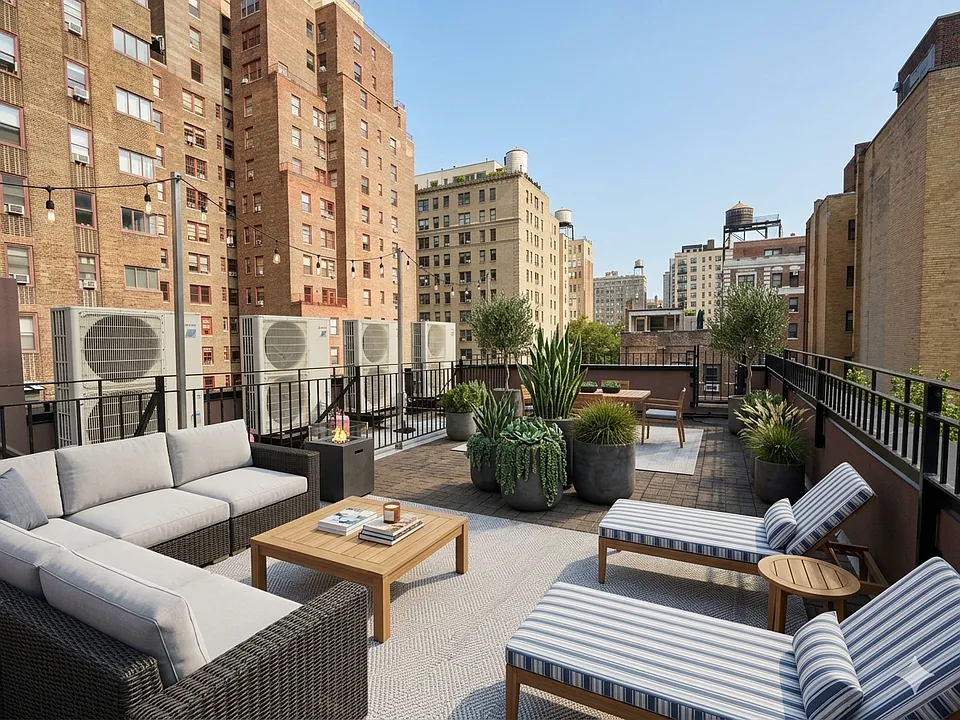 315 W 103rd St #3B