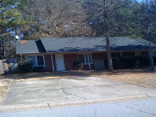 1st image of 397 Waterbury Dr