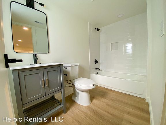 3rd image of 1548 Farley Avenue Ext