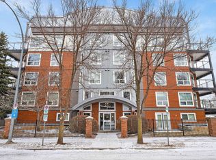 Creek Side, Edmonton, AB T6C 4R4