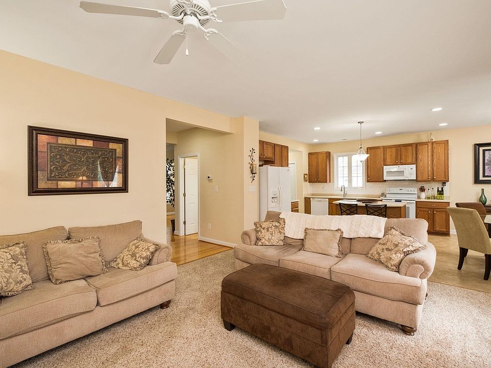 35 Piney Loop, Gordonsville, VA 22942 | MLS #676370 | Zillow