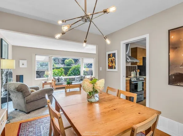 999 53a St, Delta, BC V4M 3E2