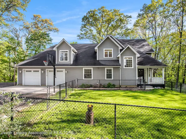 15731 N Dr N, Marshall, MI 49068