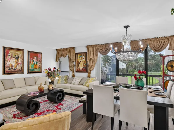 2805 Bridgewood Drive, Boca Raton, FL 33434