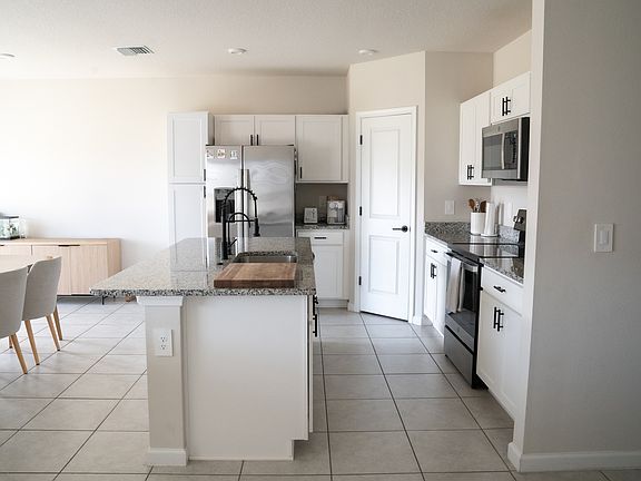 5th image of 603 Lychee Ln