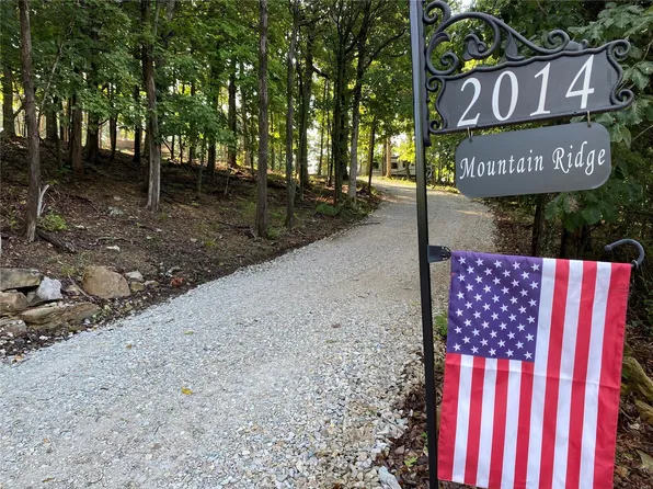 2014 Mountain Ridge Ln, Pacific, MO 63069