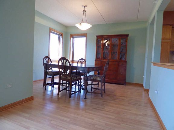4th image of 1327 Brown St Unit 403