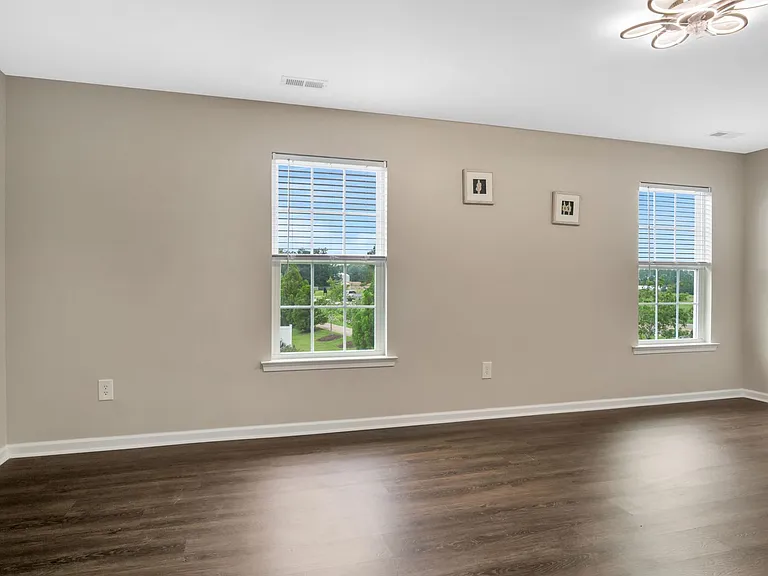 10868 White Dogwood Dr — Photo 23