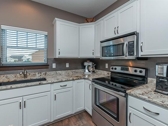 5th image of 1525 Timber Wolf Dr