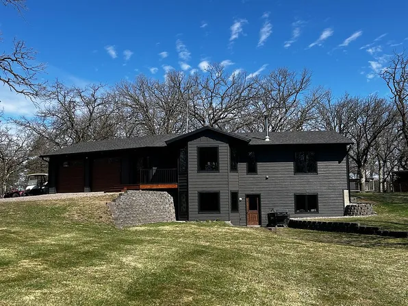 8727 85th Ave, Clear Lake, MN 55319