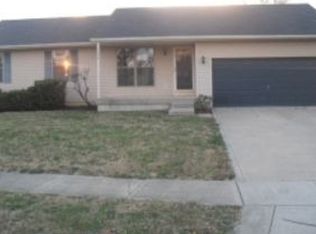 194 Fairgrounds St, Pataskala, OH 43062