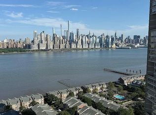 7004 Kennedy Blvd E APT 30G, Guttenberg, NJ