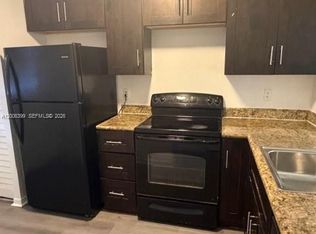 20800 NE 8th Ct APT 106-17, Miami, FL 33179